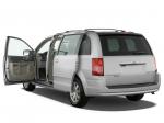 Chrysler Town & Country 2007 года